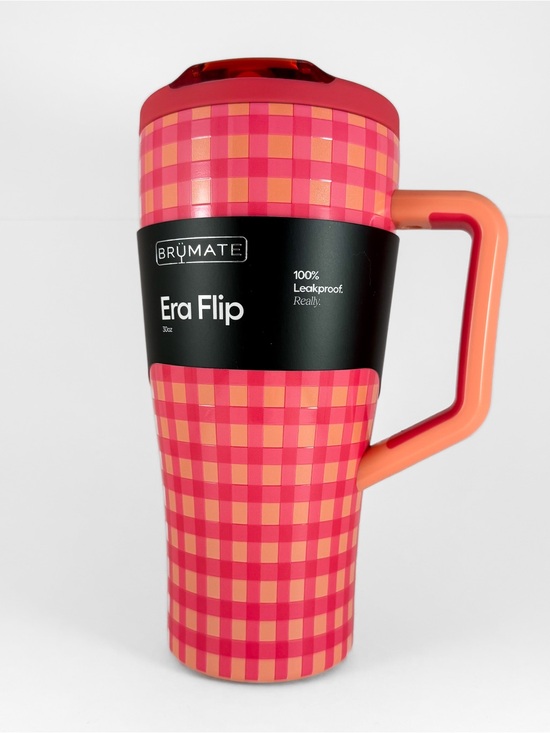 BRUMATE Other - BruMate 30oz Stainless Steel Era Flip Water Bottle - Peach Gingham - Madi Nelson